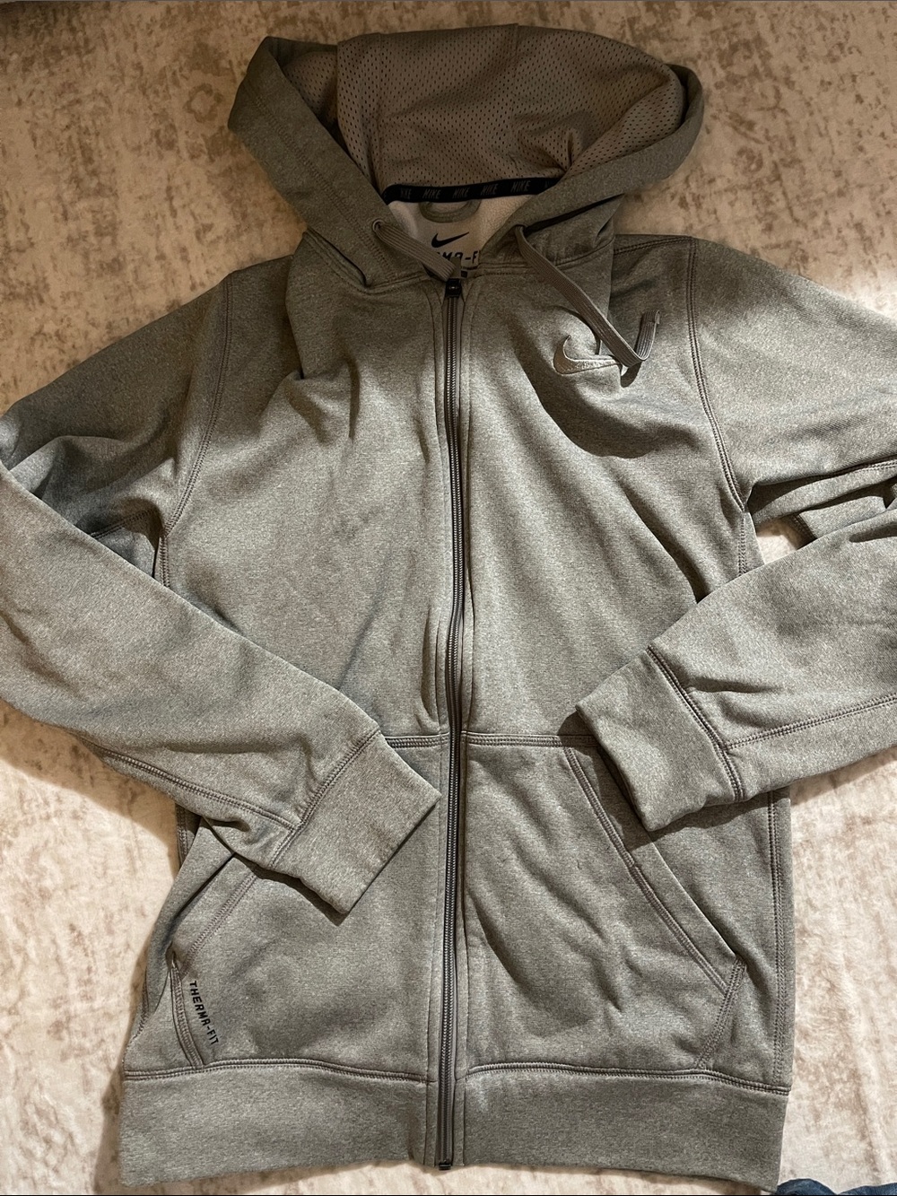 Nike Men’s Olive Lightweight Full‑Zip Hooded Jacket